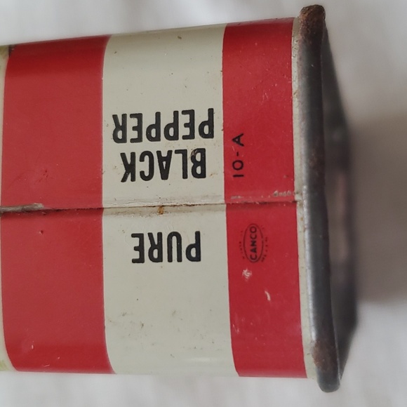 VTG Spice Tin Madison Royal Black Pepper N.Y. Tin Label Kitchen Retro Red Bridge - Picture 7 of 9